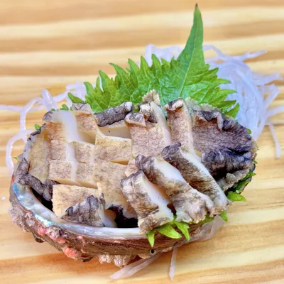 Bào ngư sashimi